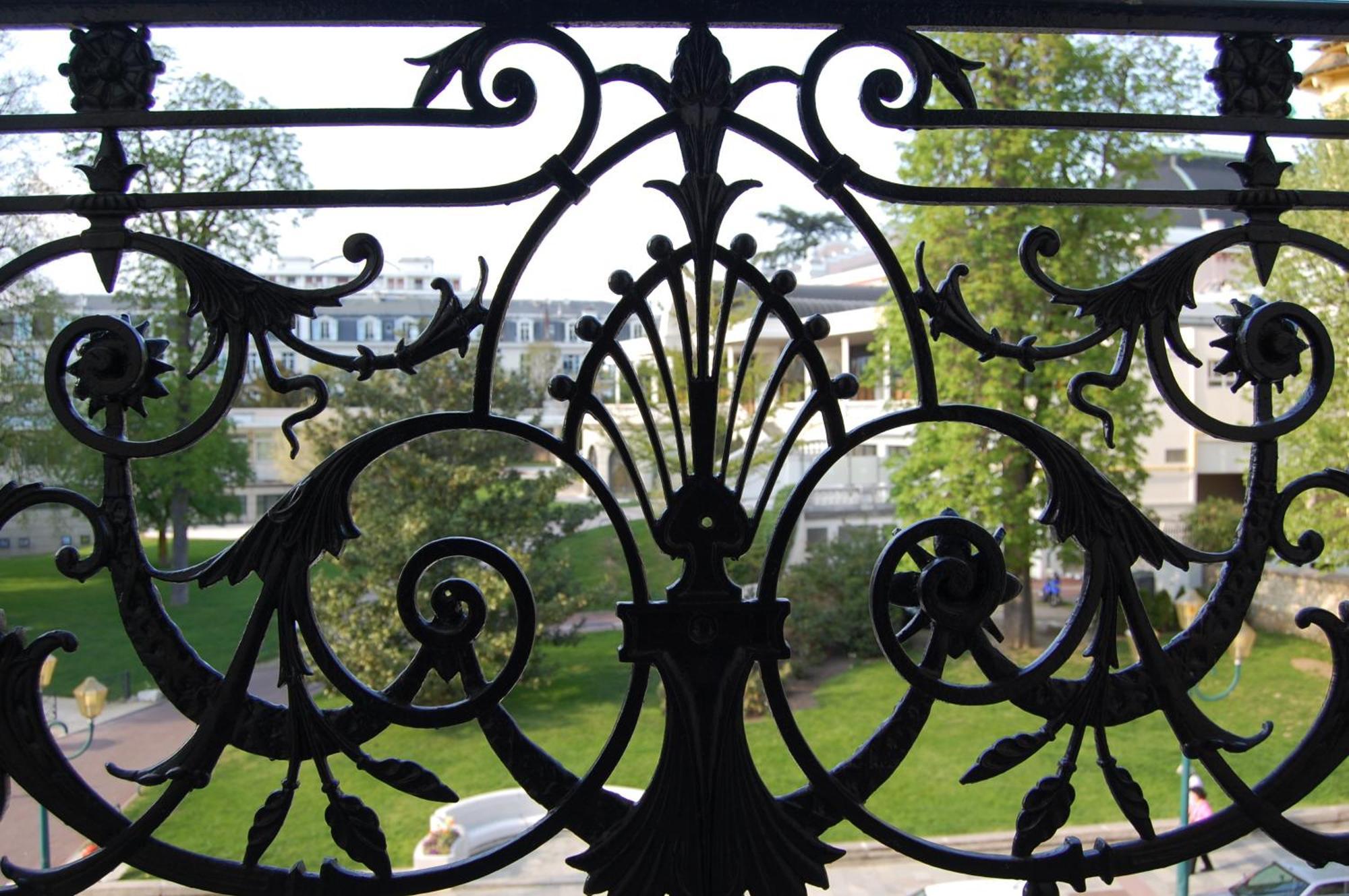 Hotel Savoy Aix-les-Bains Kültér fotó